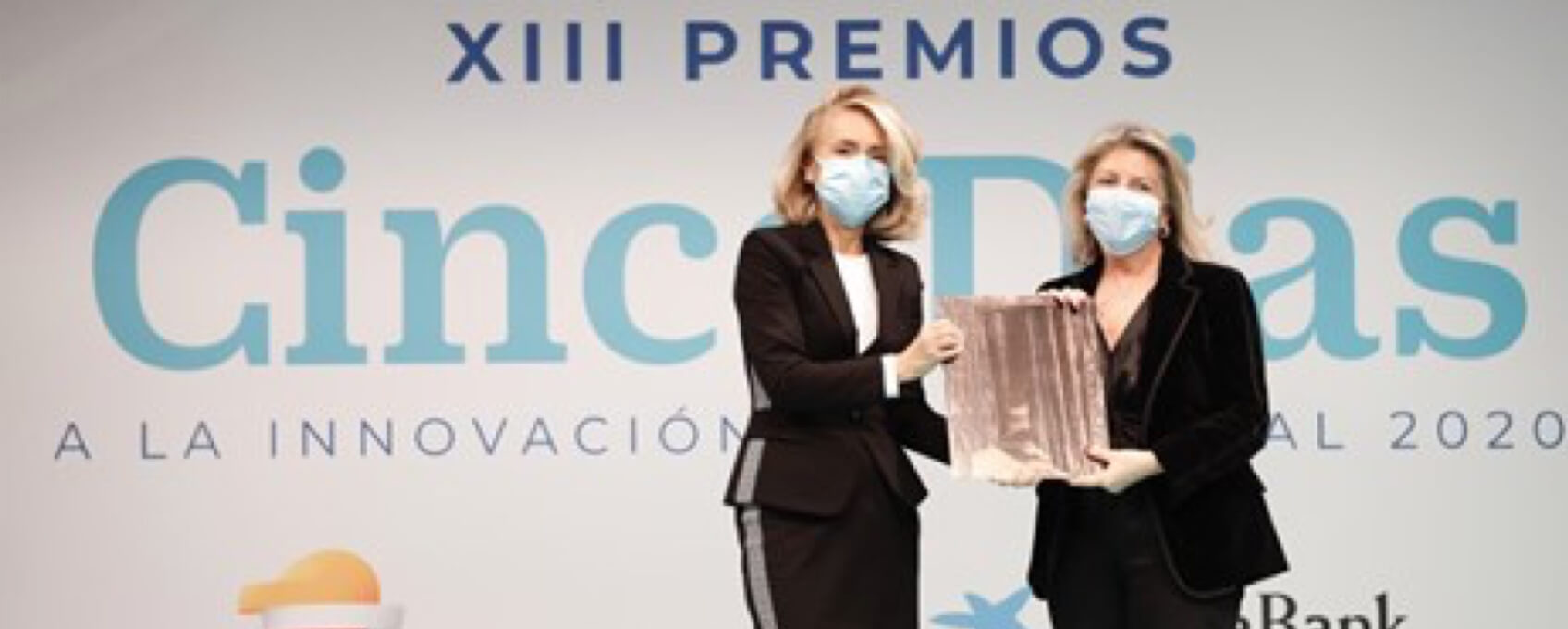 María Río, vicepresidenta y directora general de Gilead en España, recoge el ‘Premio Cinco Días al Directivo más Innovador del Año’ (Foto: Pablo Monge- Cinco Días)